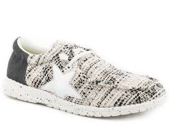 Roper Women's Metallic Silver Star Chukka Shoe