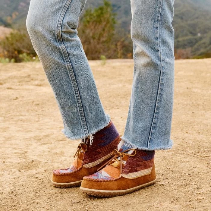 Minnetonka Moccasin Women's "Torrey" - Brown - Image 6