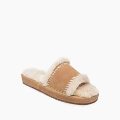 Minnetonka Moccasin Women's "Loni" Slipper