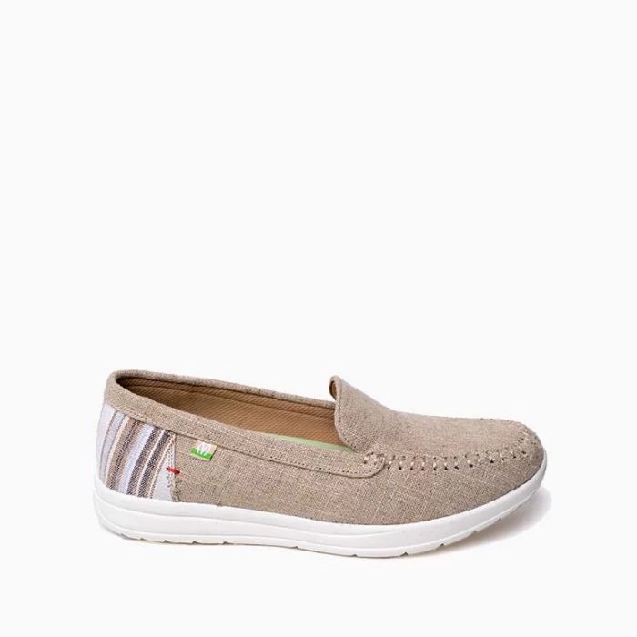 Minnetonka Moccasin Discover Casual Shoe - Image 2