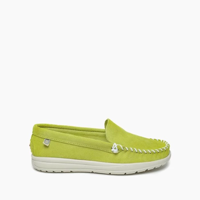 Minnetonka Moccasin Discover Classic - Citrus Green - Image 2