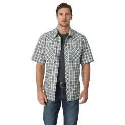 Wrangler Men's Plaid Retro Western Shirt
