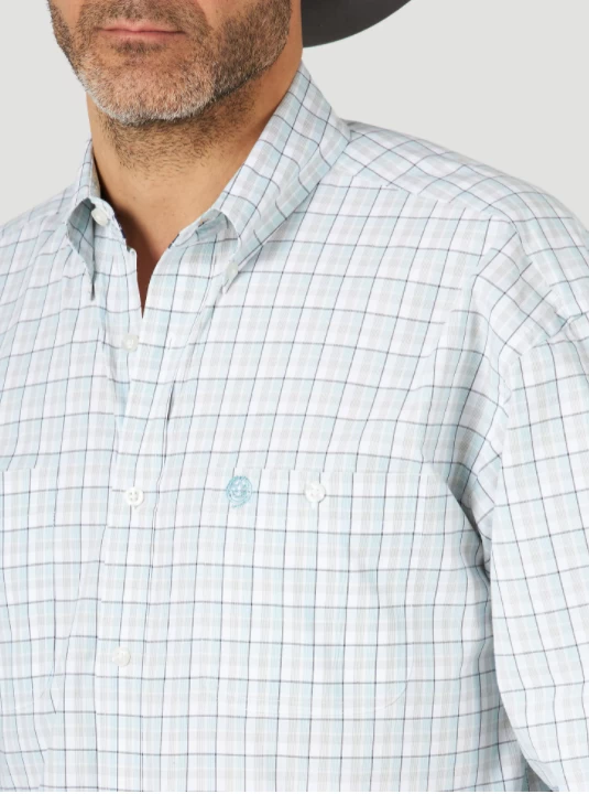 Wrangler Men's George Strait Plaid Shirt - Image 3
